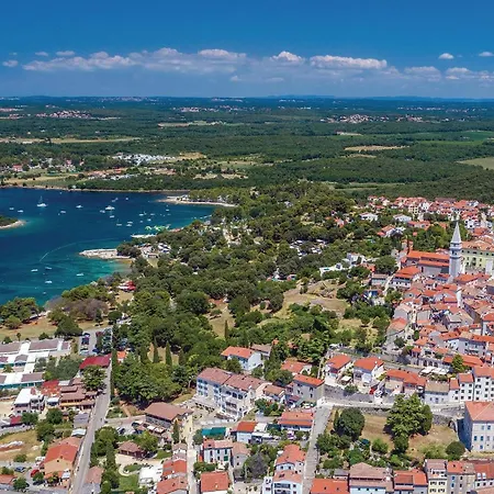 Stunning In With Wifi Apartmán Vrsar